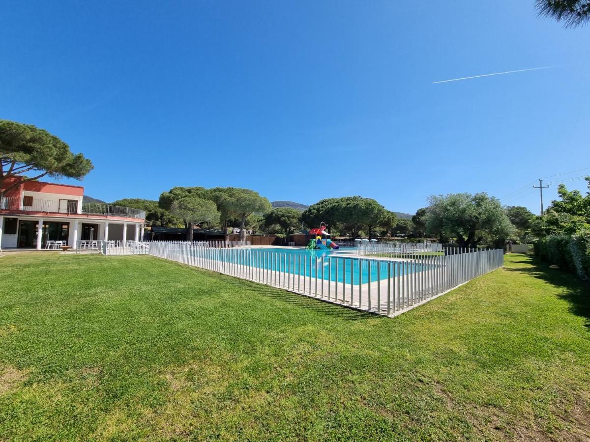 Camping Lacona Pineta Capoliveri (Isola d'Elba) Exterior foto
